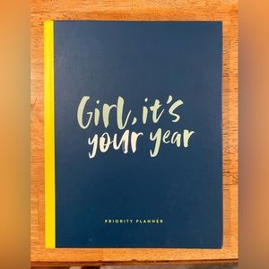 Rachel Hollis Priority Planner